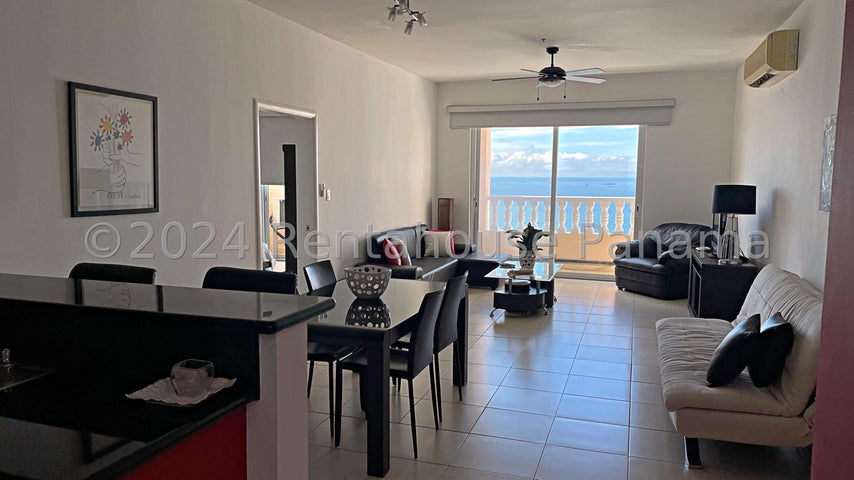 Beautiful Apartment in Avenida Balboa